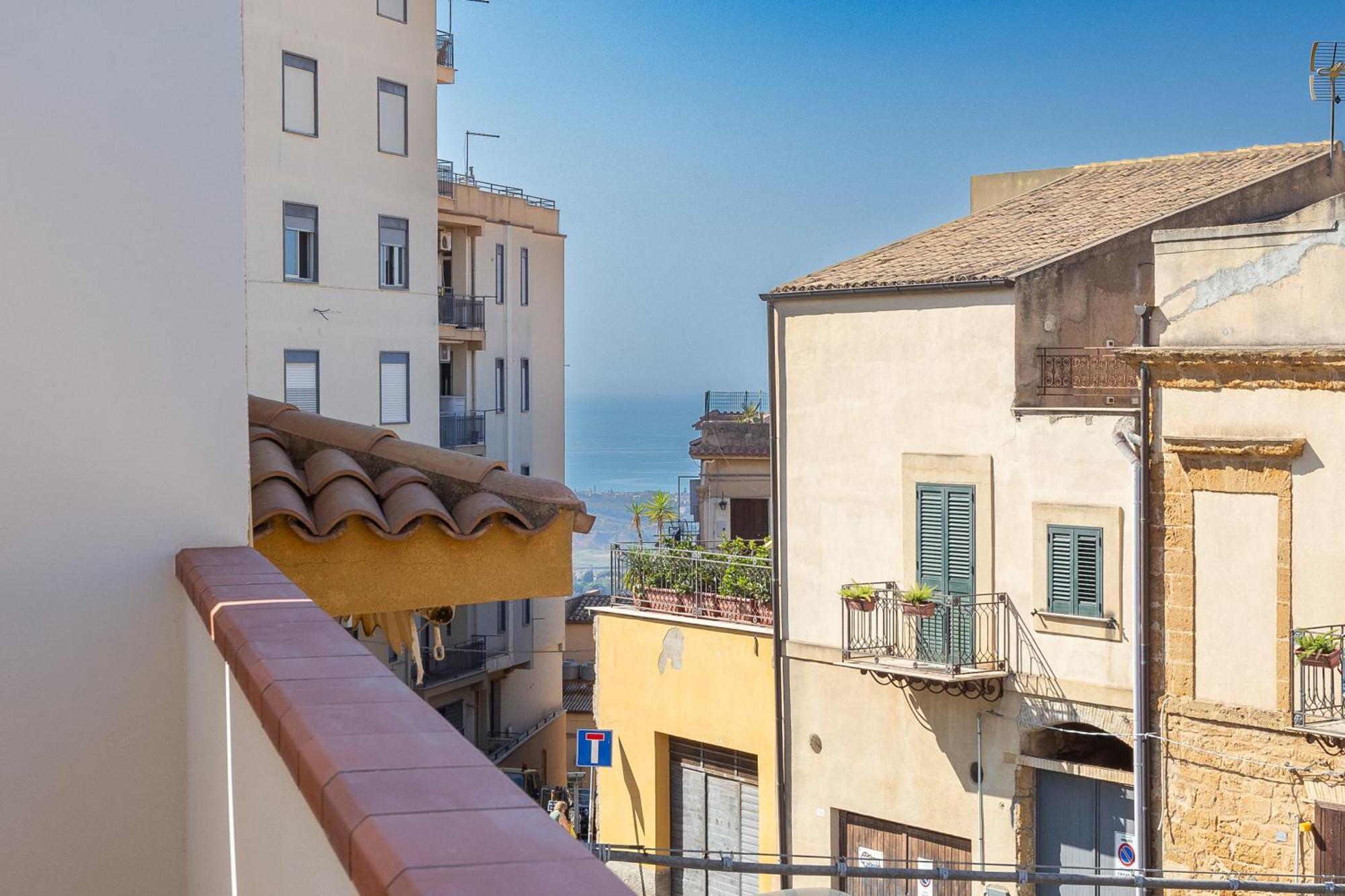 Domus Noem - Locazione Turistica Hotel Agrigento Exterior photo