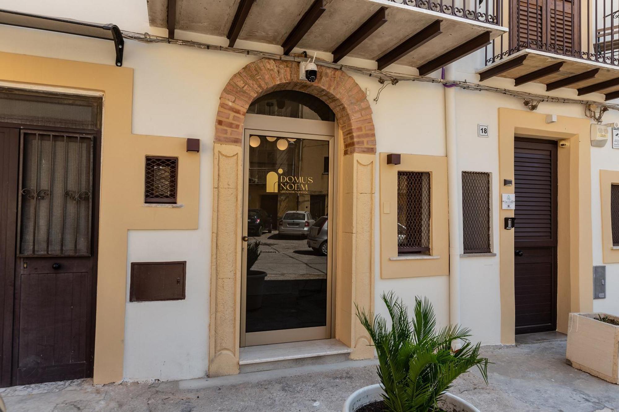 Domus Noem - Locazione Turistica Hotel Agrigento Exterior photo