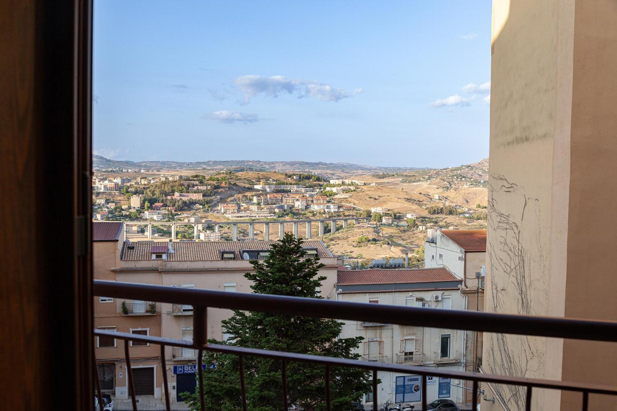 Domus Noem - Locazione Turistica Hotel Agrigento Exterior photo